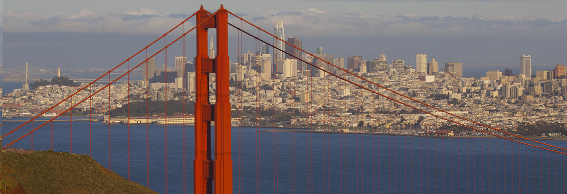 Golden Gate Bridge / San Francisco Skyline